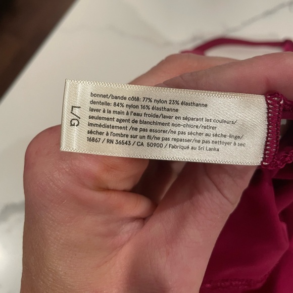 True Body Bras - Bundle of 2 !- NWOT & EUC (Size Large) - Picture 9 of 9